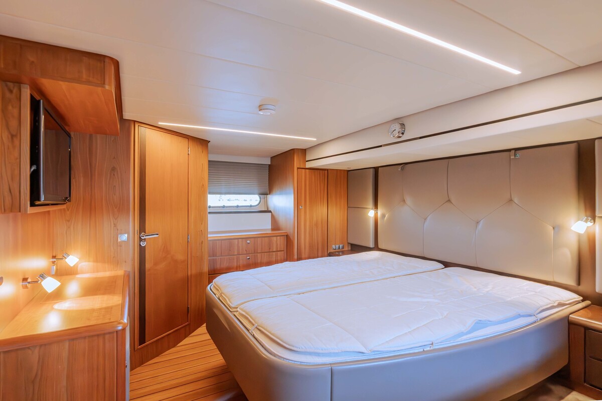 foto: 111 Linssen Grand Sturdy 590 AC Wheelhouse L-Class