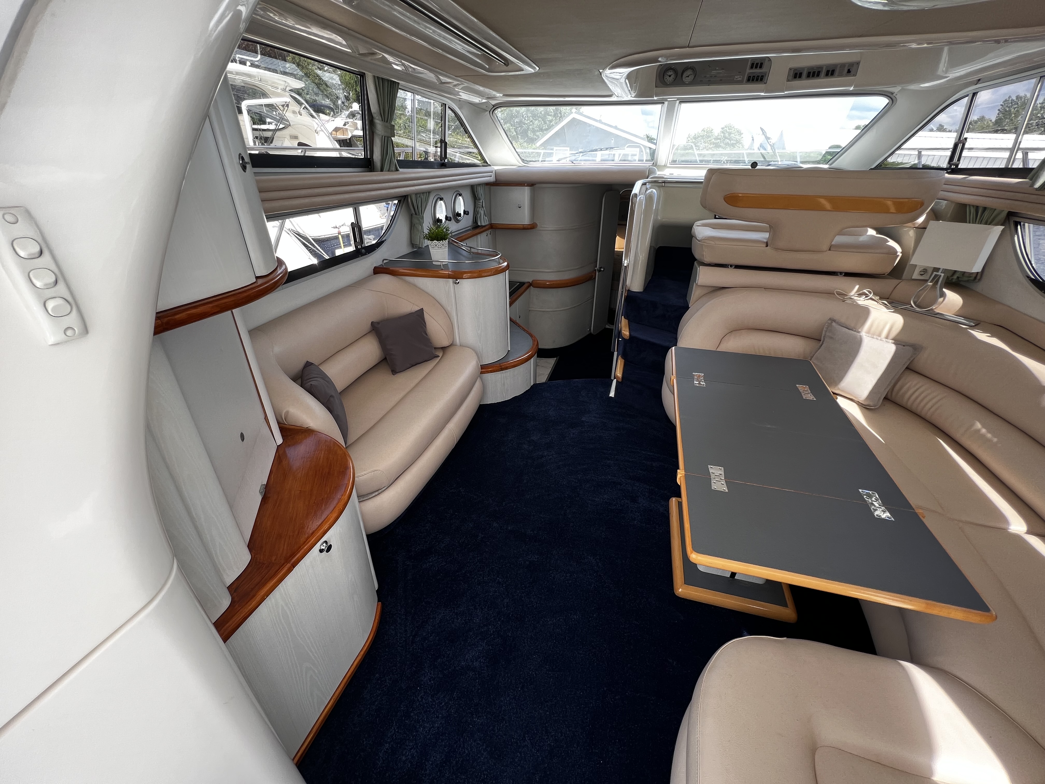 foto: 22 Sealine 420 Statesman