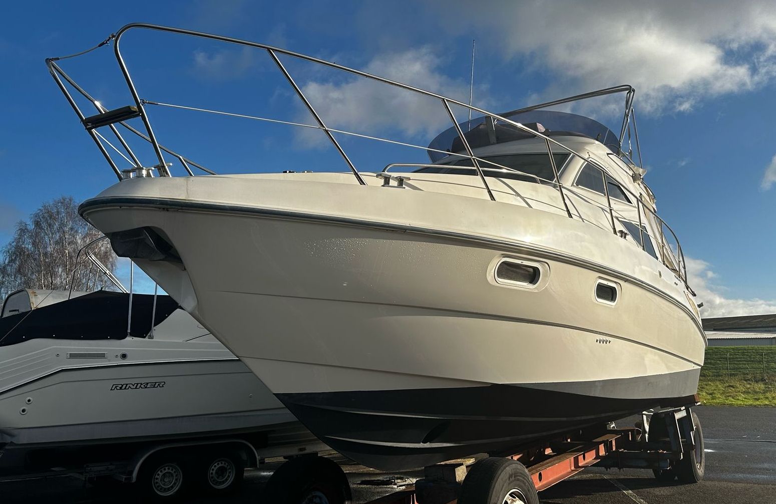 foto: 32 Sealine Sealine F34 Flybridge