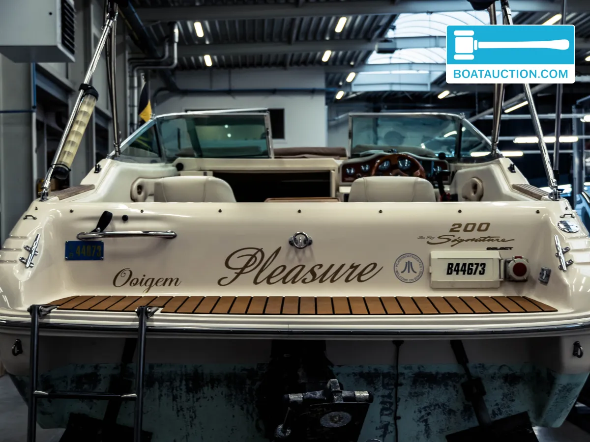 foto: 22 Sea Ray 200 Signature