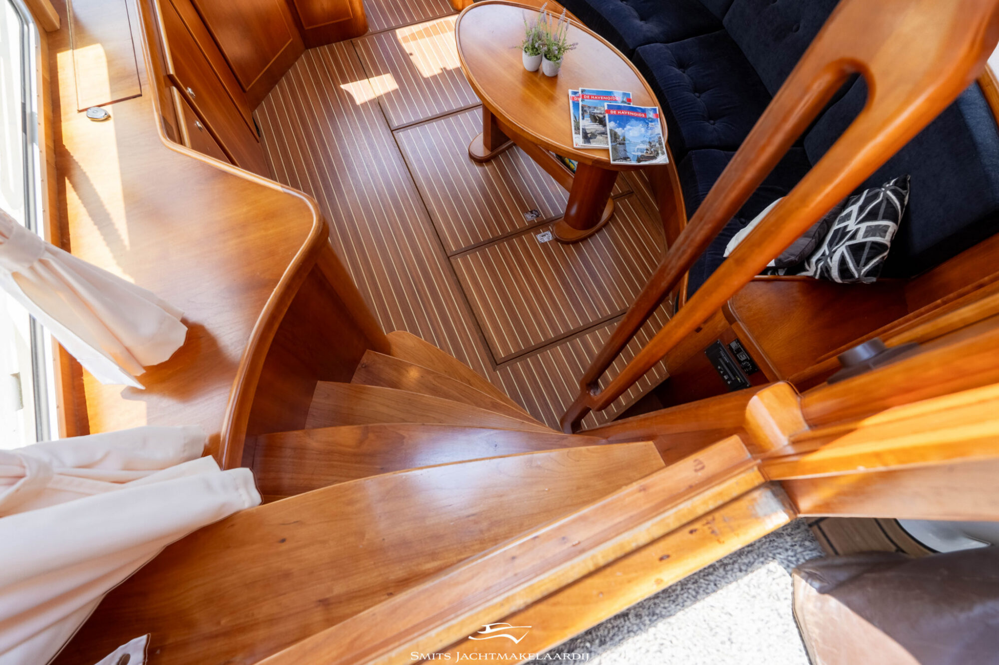 foto: 44 Amirante Amirante Kruiser 12.50 AK Cabrio