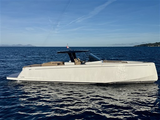 hoofdfoto: 1 Pardo Yachts 50