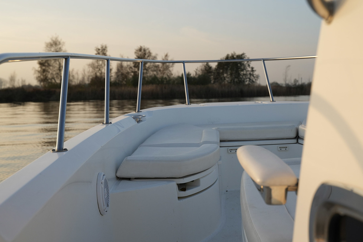 foto: 30 Boston Whaler 270 Dauntless