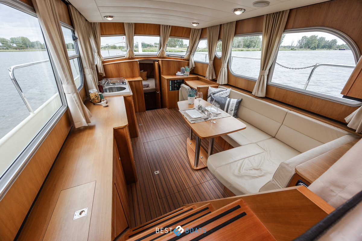 foto: 34 Linssen Grand Sturdy 34.9 AC