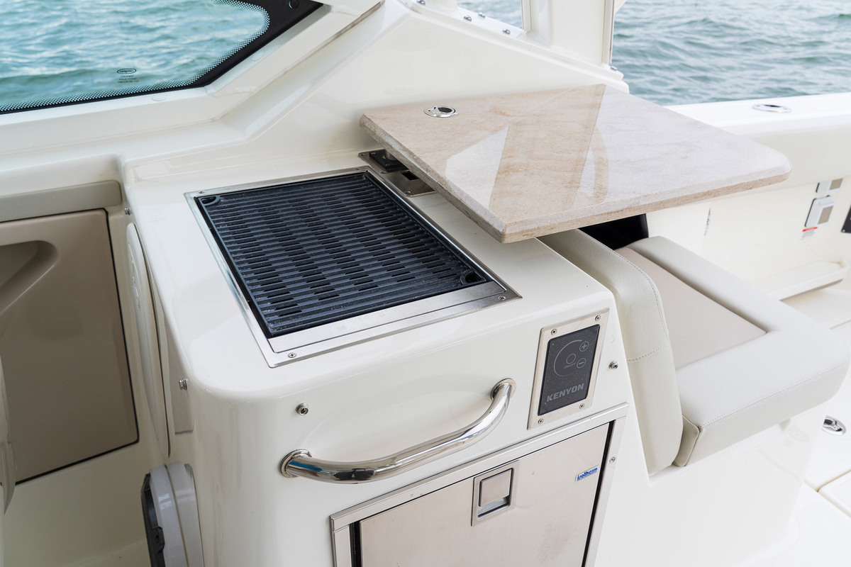 foto: 5 Boston Whaler 280 Vantage