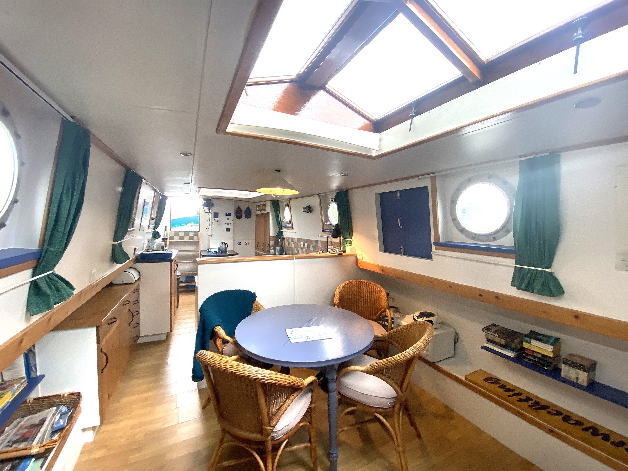 foto: 28 Skutsje Varend Woonschip 19.98