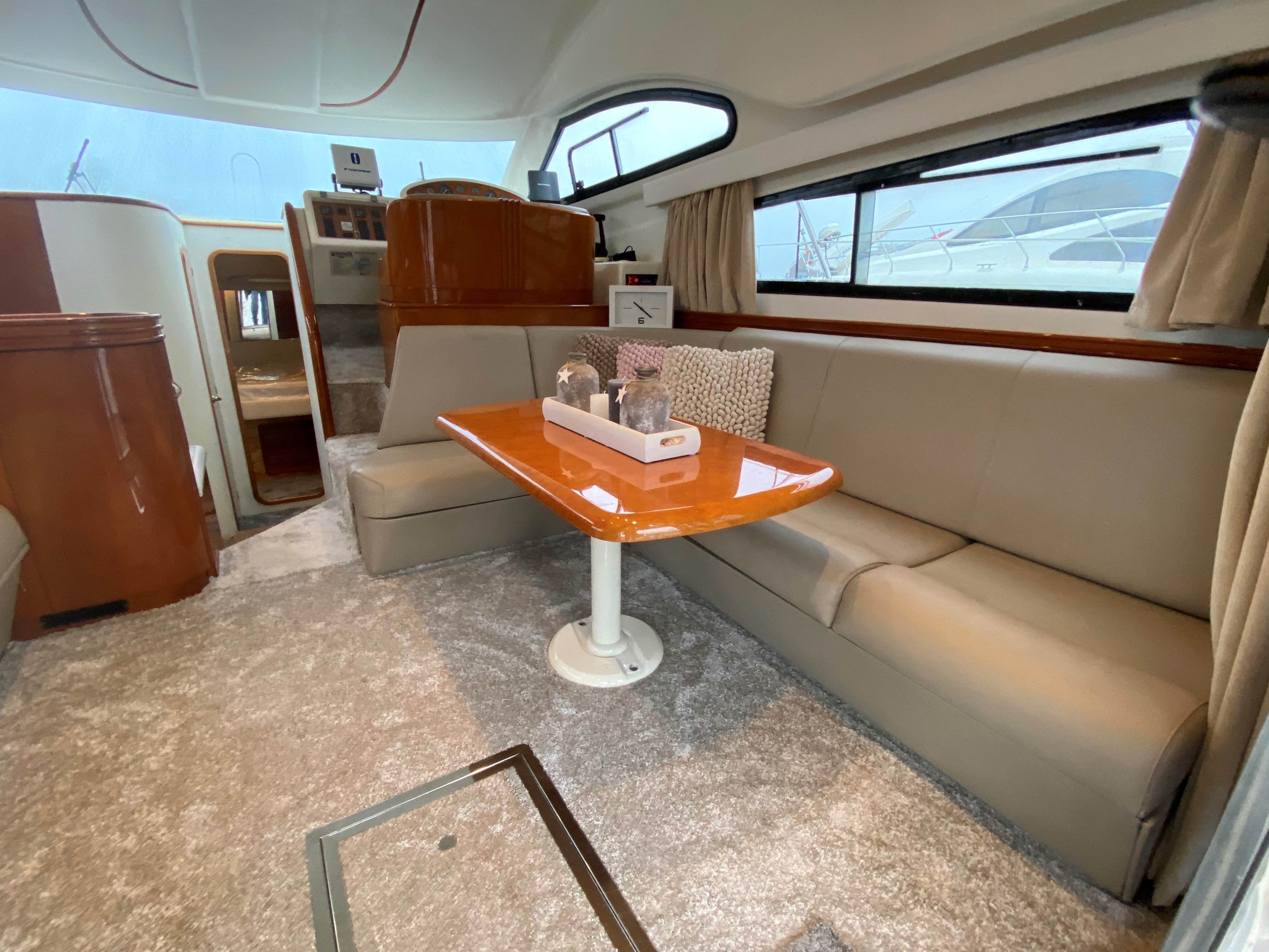 foto: 21 Astondoa  40 Fly