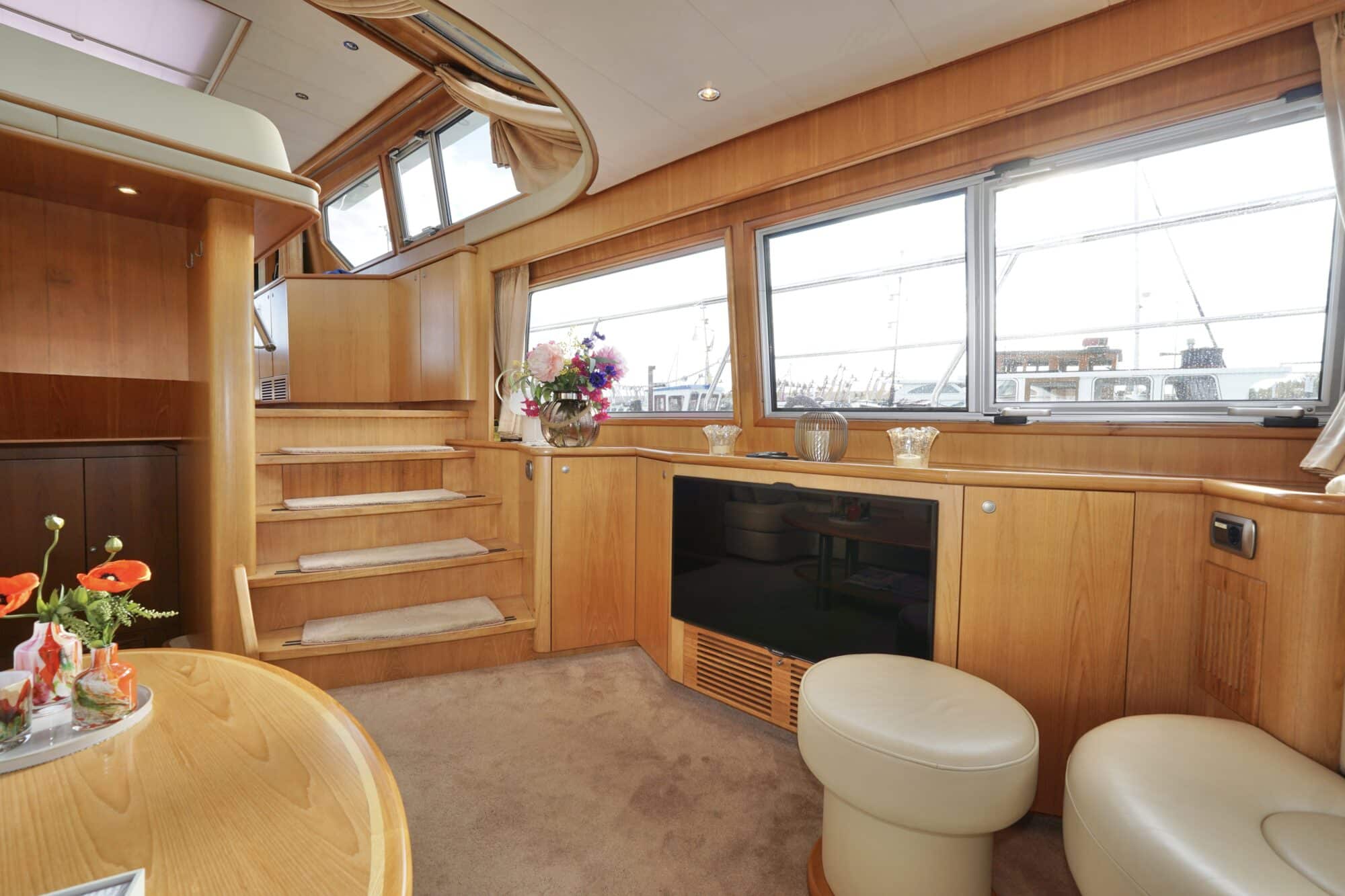 foto: 44 Van den Hoven Van den Hoven Exclusive 18.00 VS