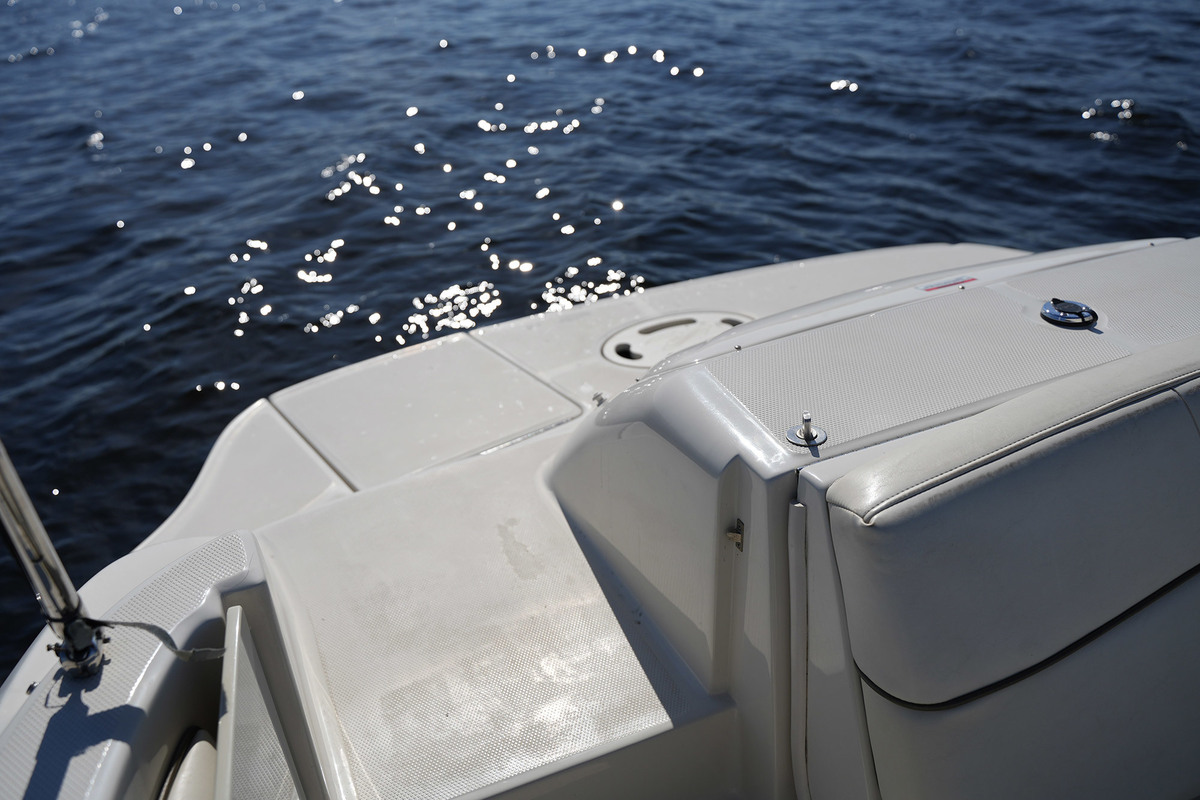 foto: 27 Sea Ray 220 Sundeck