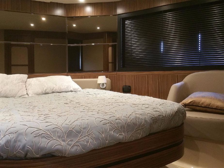 foto: 22 Azimut Magellano 53