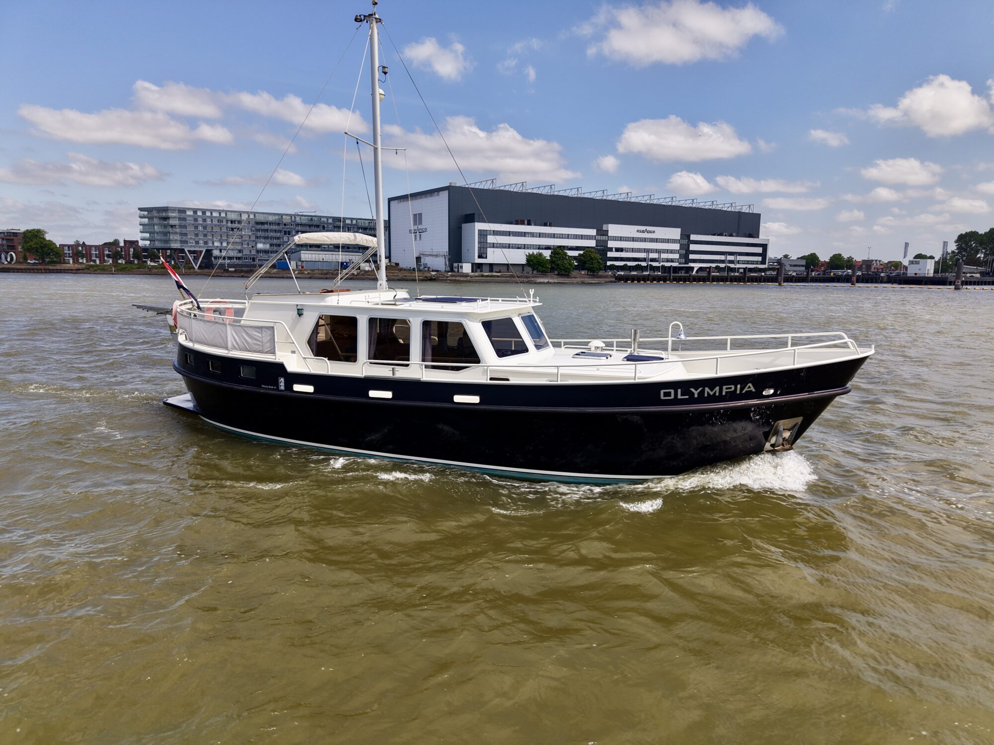 foto: 79 Monty Bank Monty Bank Kotter 41 AK Cabrio