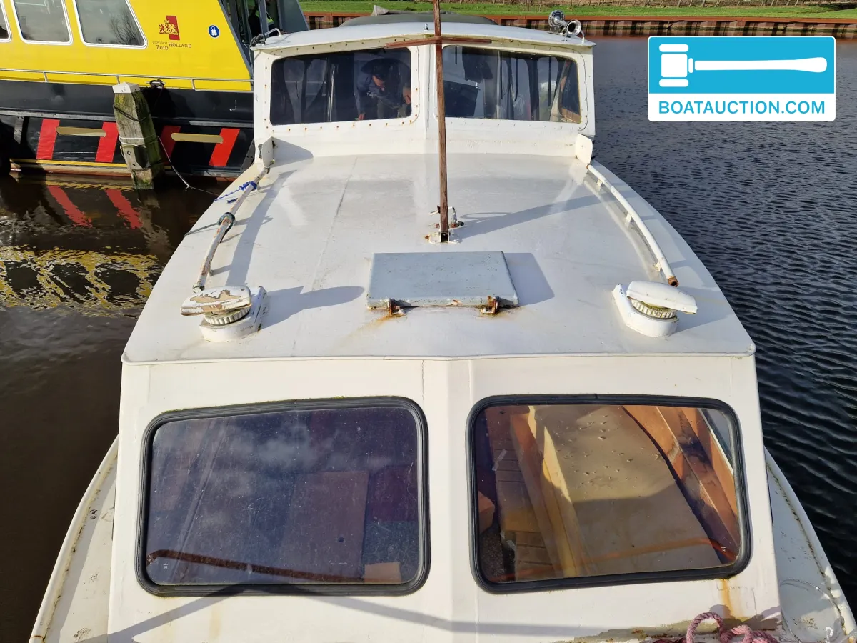 foto: 9 Motorboot 850