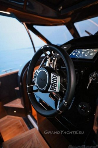 foto: 5 Focus Yachts forza 37