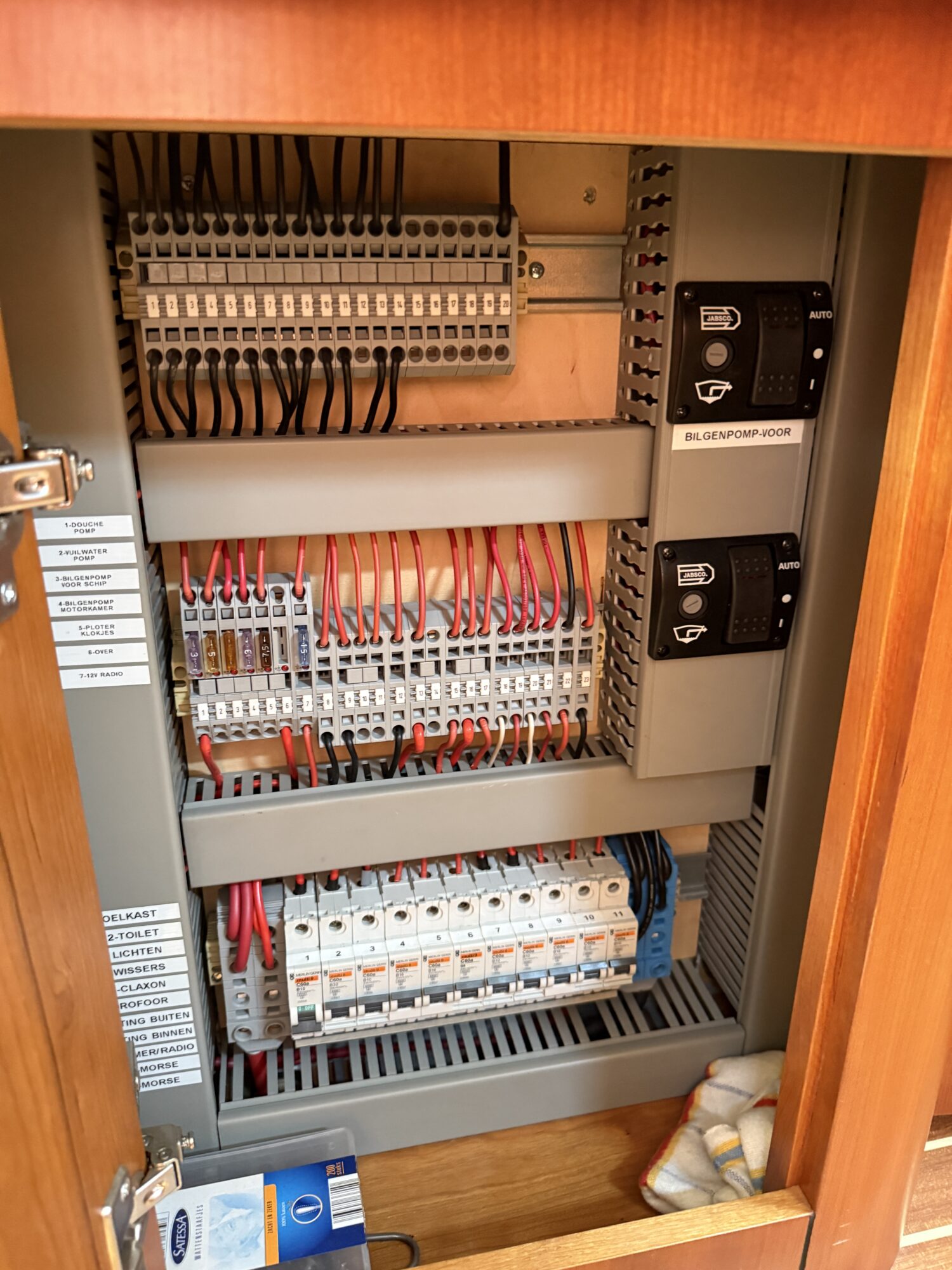 foto: 33 Tryvia Tryvia 1100 OK Cabrio Spiegeldeur