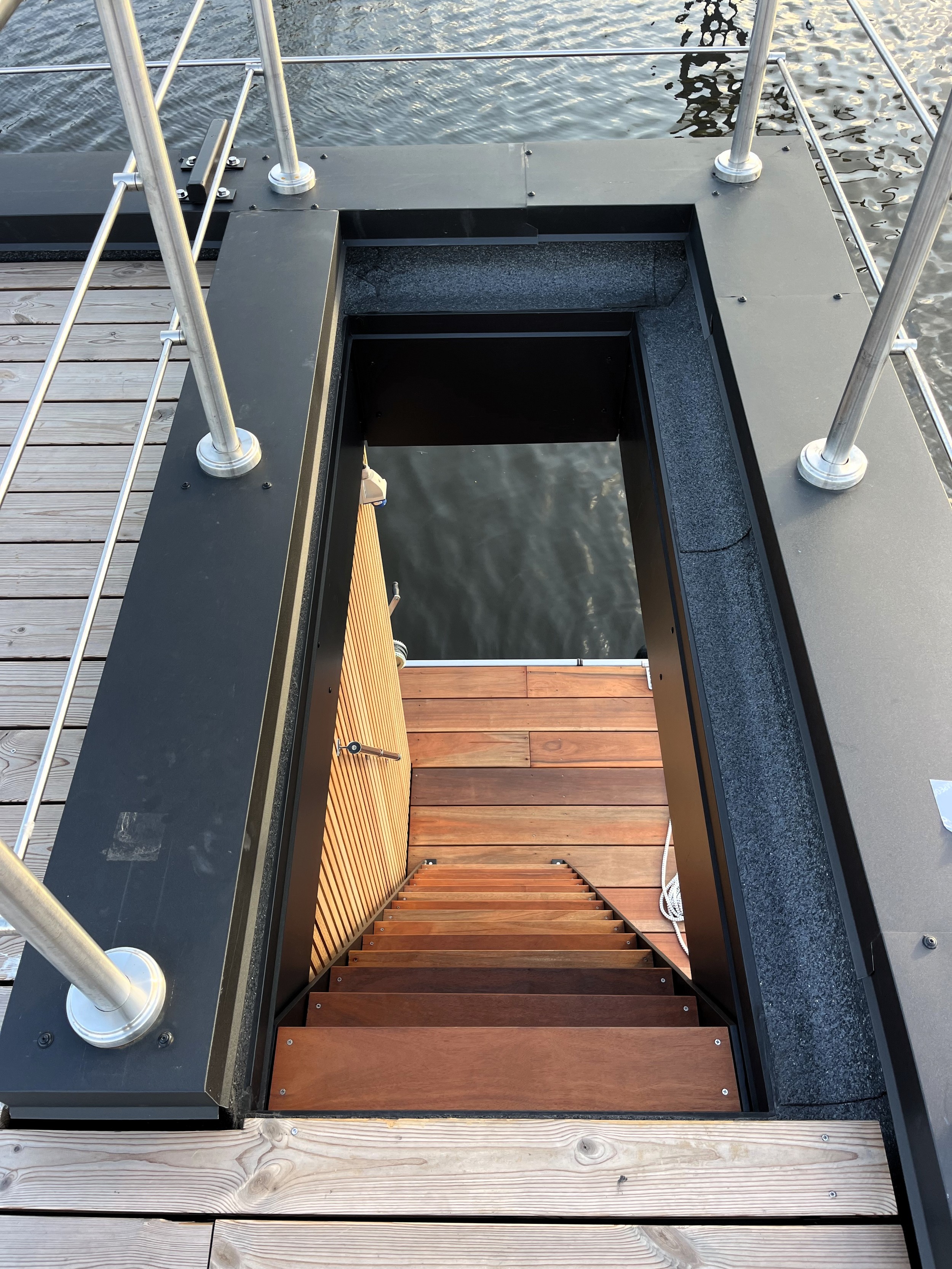 foto: 27 Surla 12 Houseboat Met (koop)ligplaats