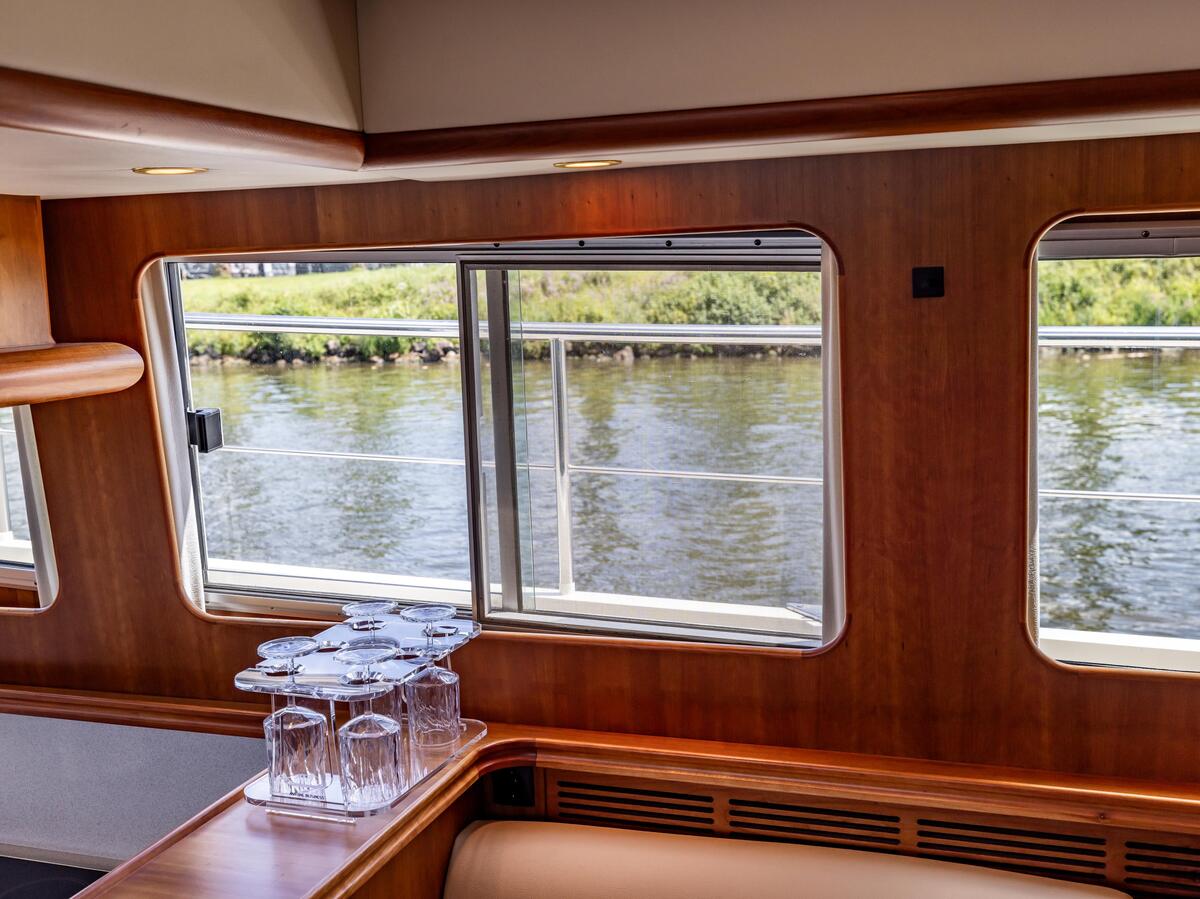 foto: 67 Linssen  Grand Sturdy 500 Variotop