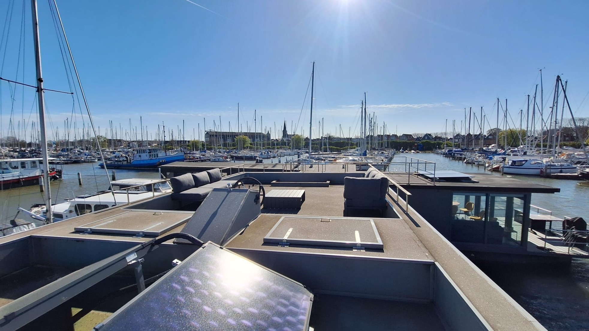 foto: 18 Surla 15 Houseboat Zelfvoorzienend