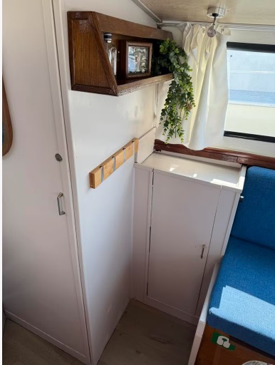 foto: 6 Crown Kruiser  950 ak ok