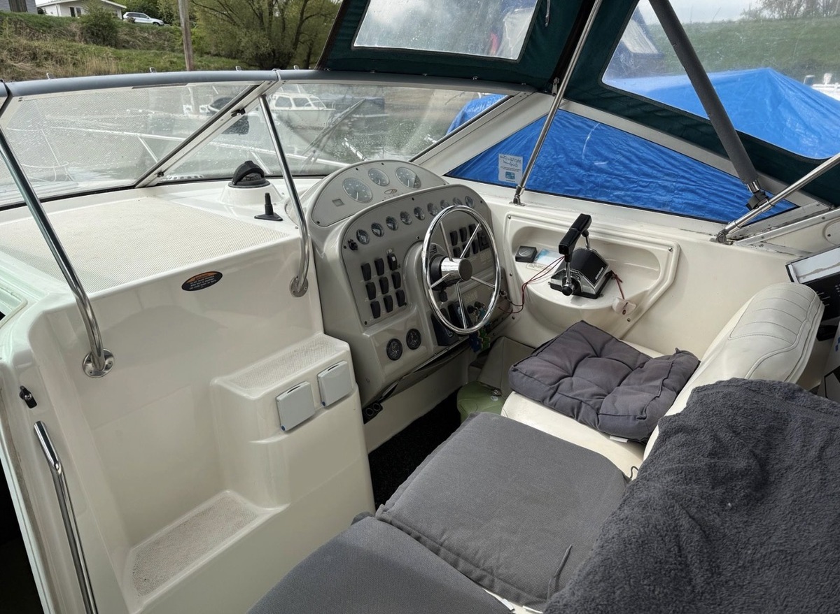 foto: 5 Maxum 2800 SCR