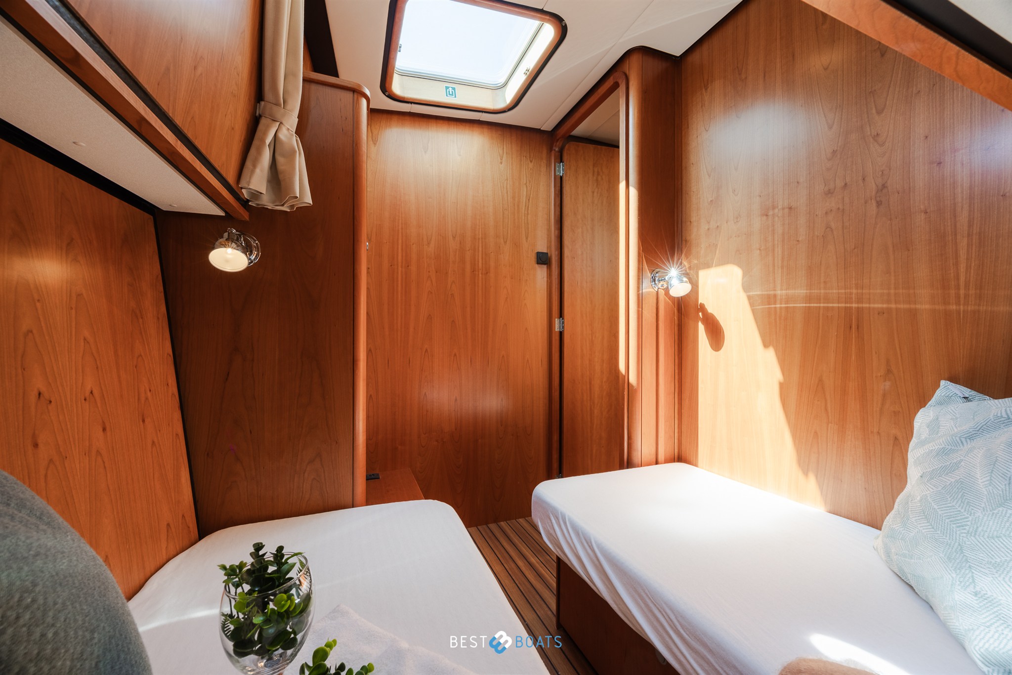 foto: 38 Linssen Grand Sturdy 45.9 AC