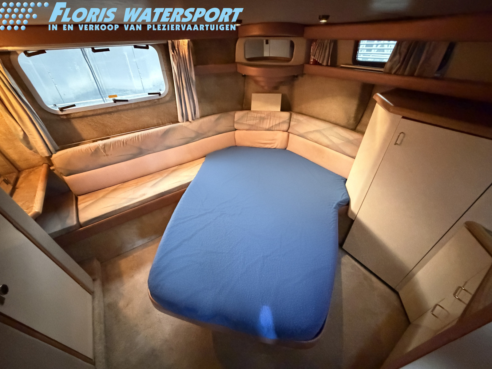 foto: 11 Bayliner 4387