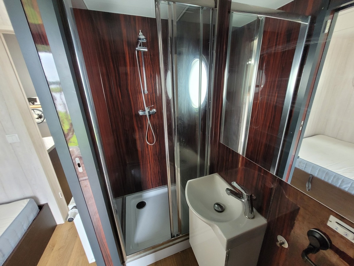 foto: 17 Campi 320 LR