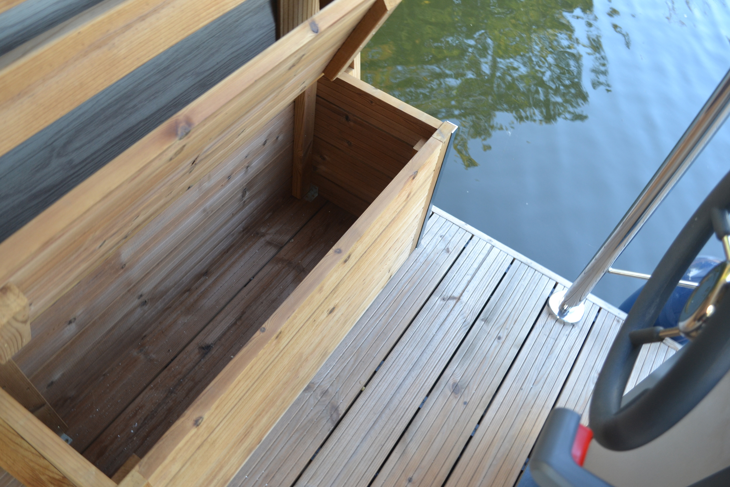 foto: 31 Campi 280 Houseboat