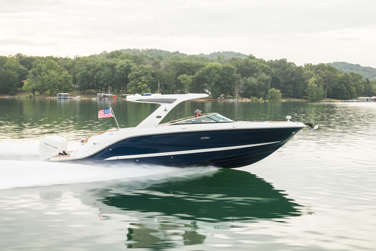 foto: 27 Sea Ray SLX 310 Outboard