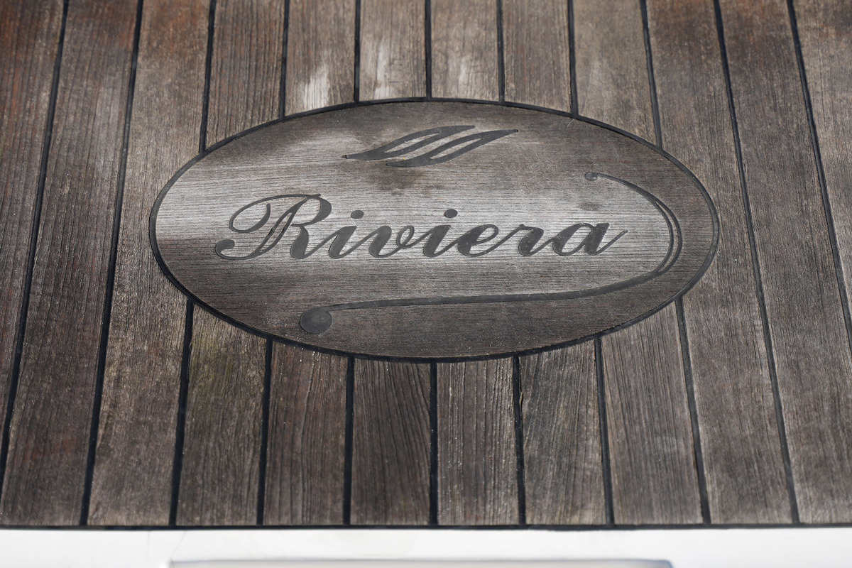 foto: 20 Riviera 24