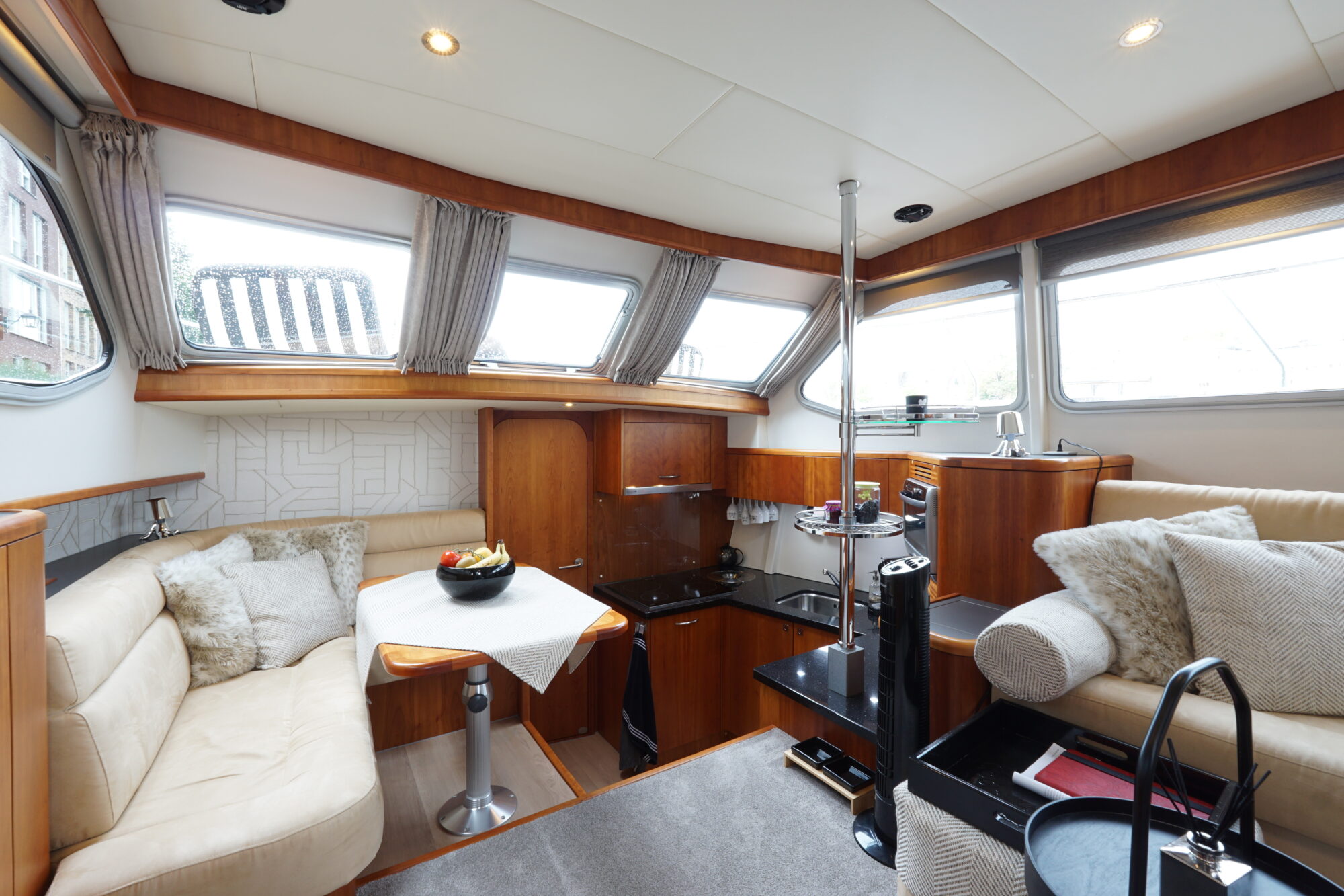 foto: 18 Van der Heijden Van der Heijden 14.00 Dynamic DeLuxe Cabrio