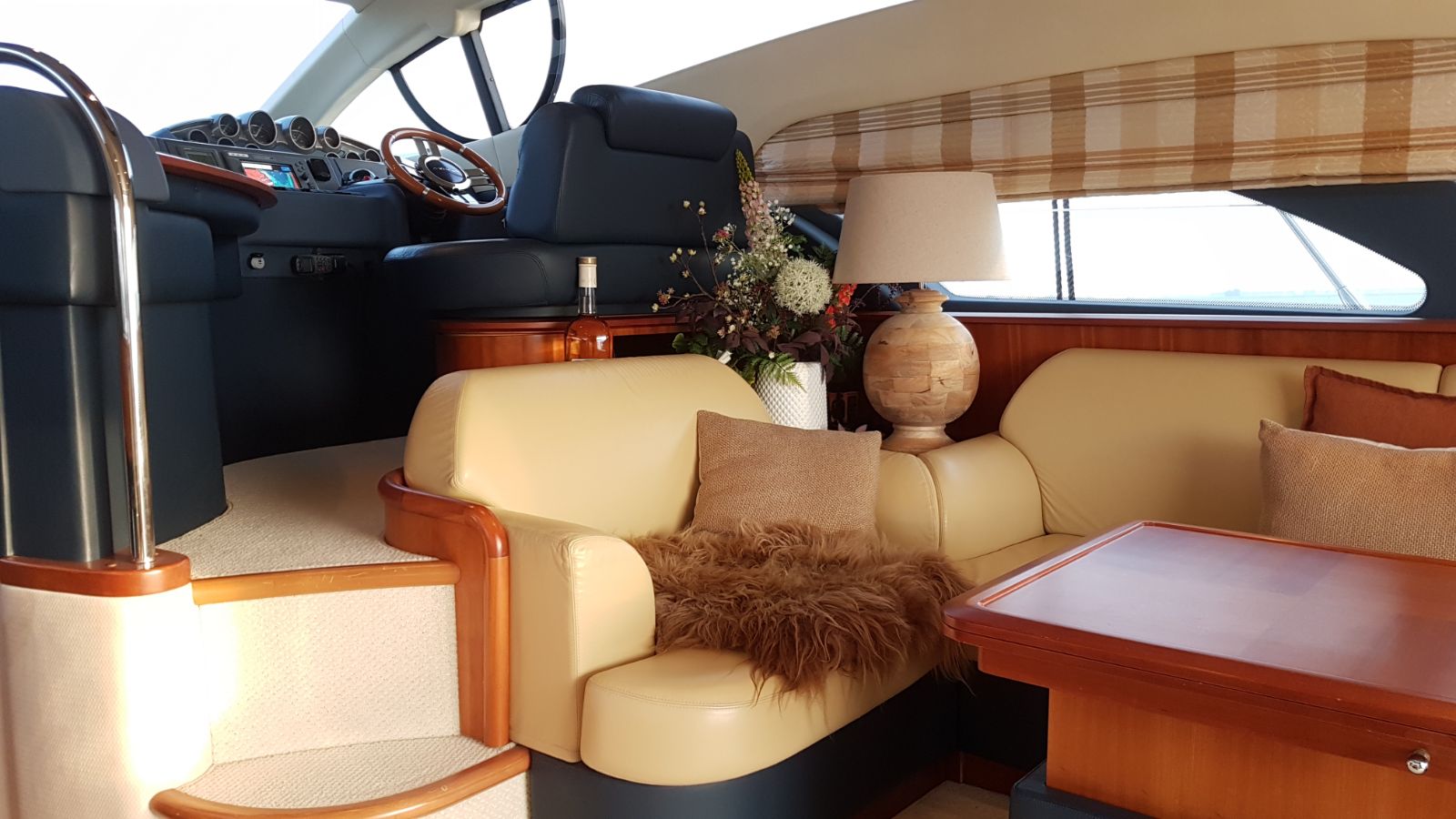 foto: 11 Azimut 50 fly