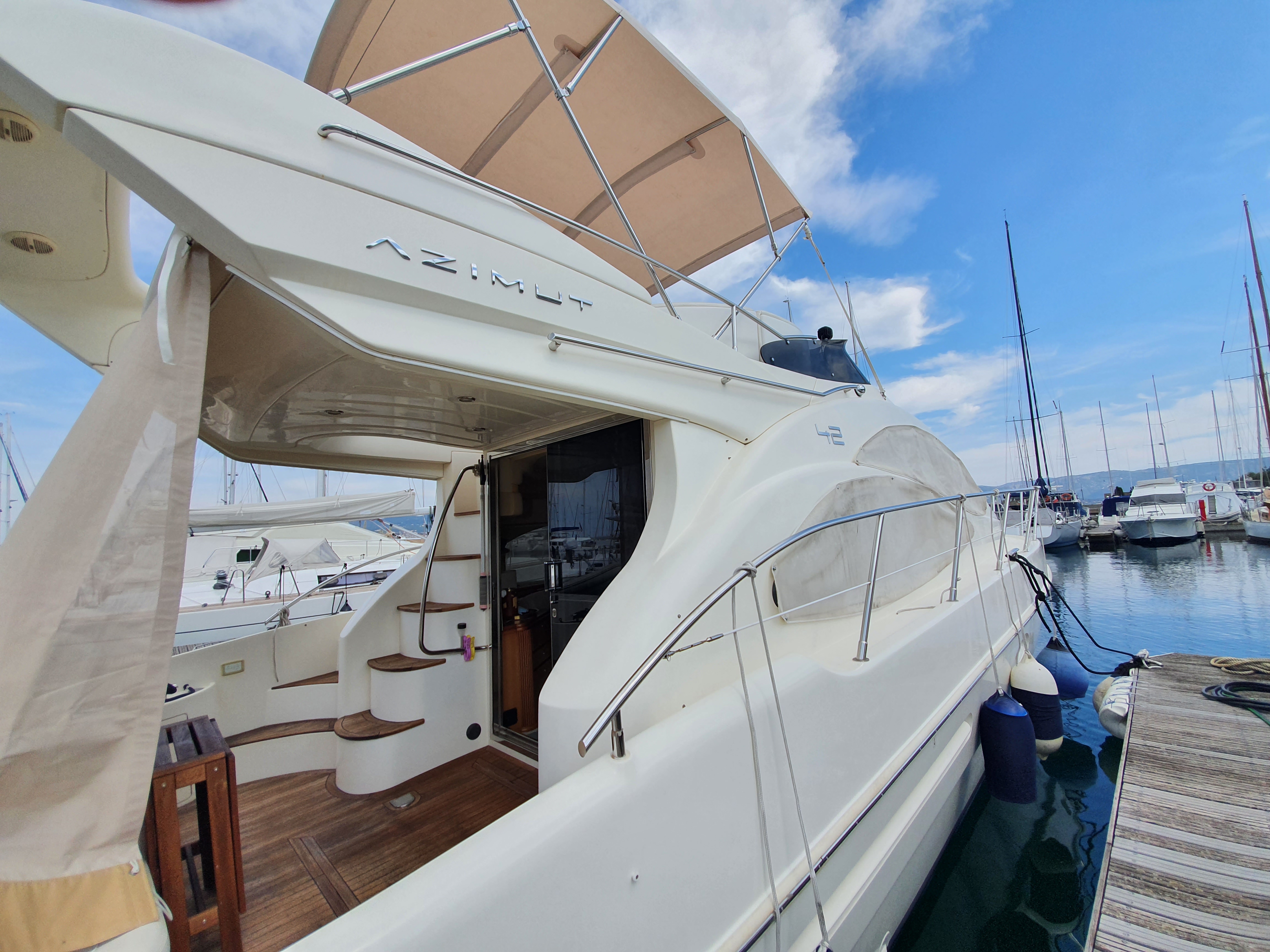 foto: 27 Azimut 42 Fly Evolution