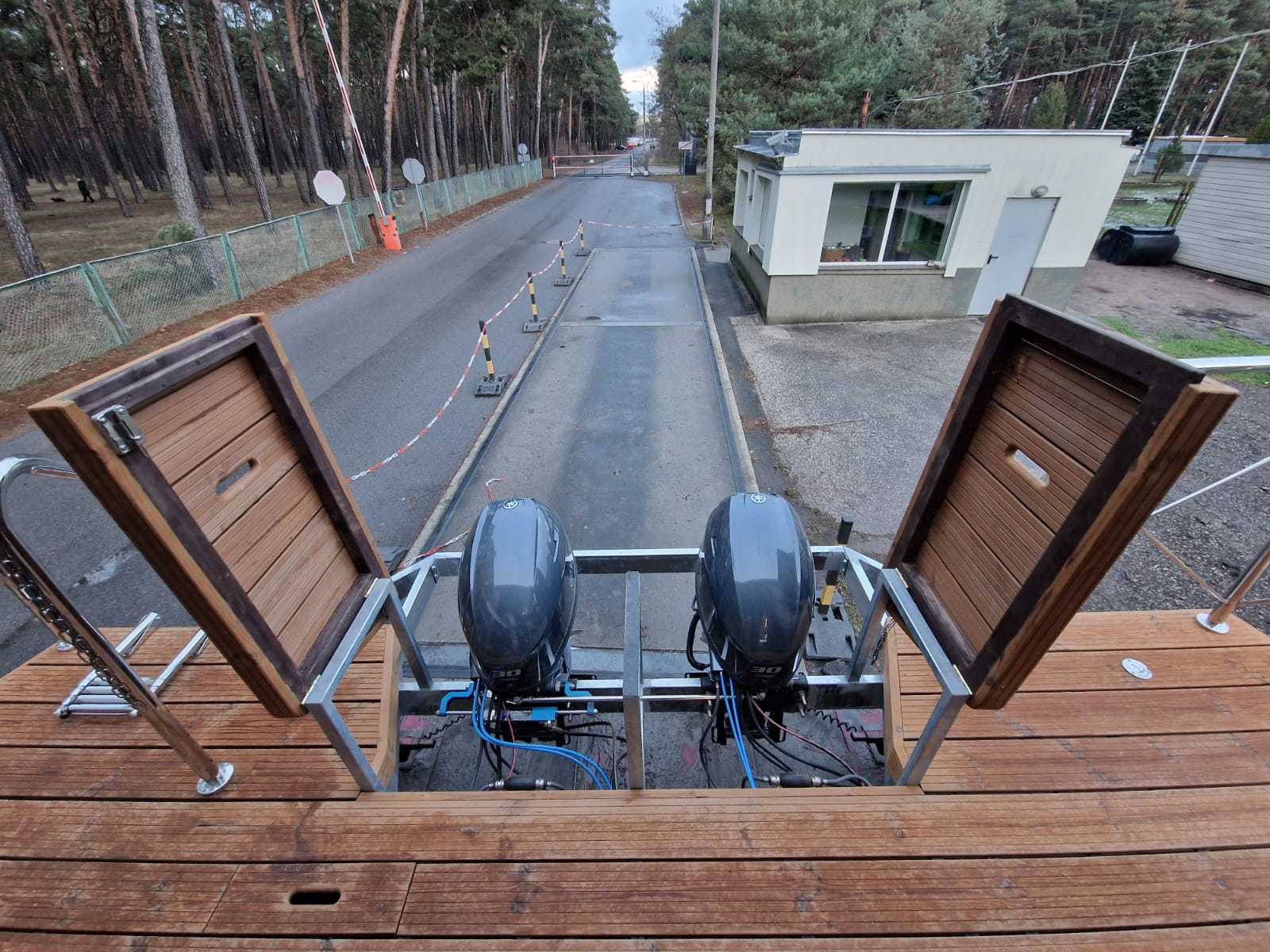 foto: 18 Campi 460 Houseboat