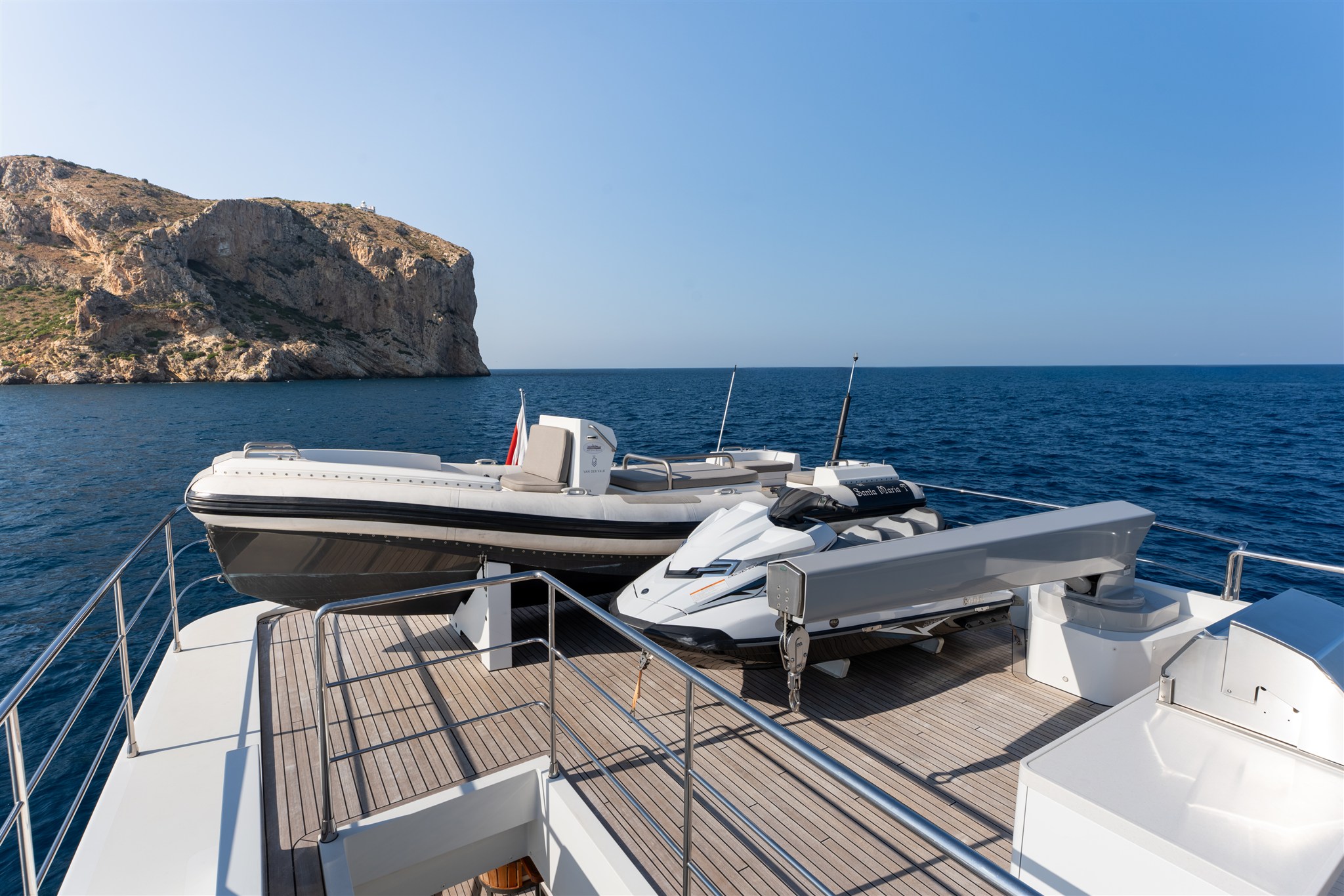 foto: 24 Van Der Valk Shipyard Custom Explorer