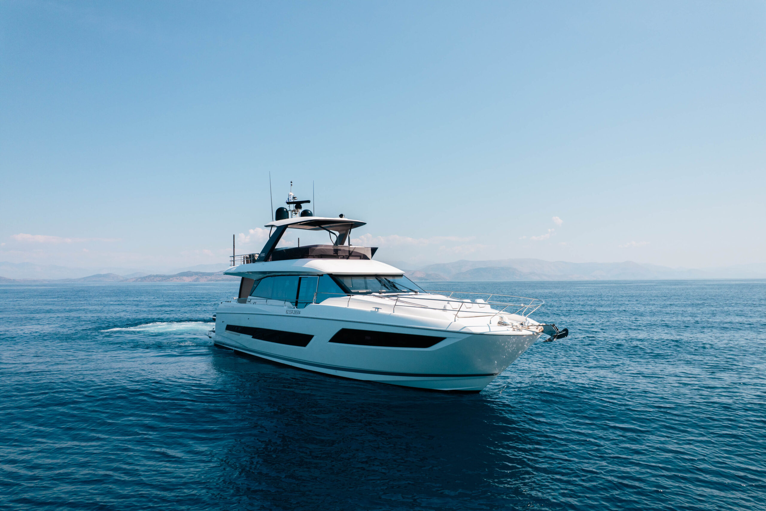 foto: 77 Prestige 690 flybridge