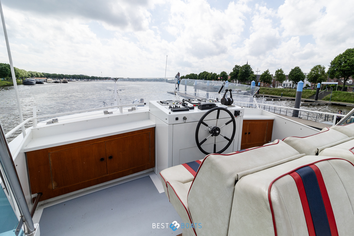 foto: 31 Mystere 19 meter