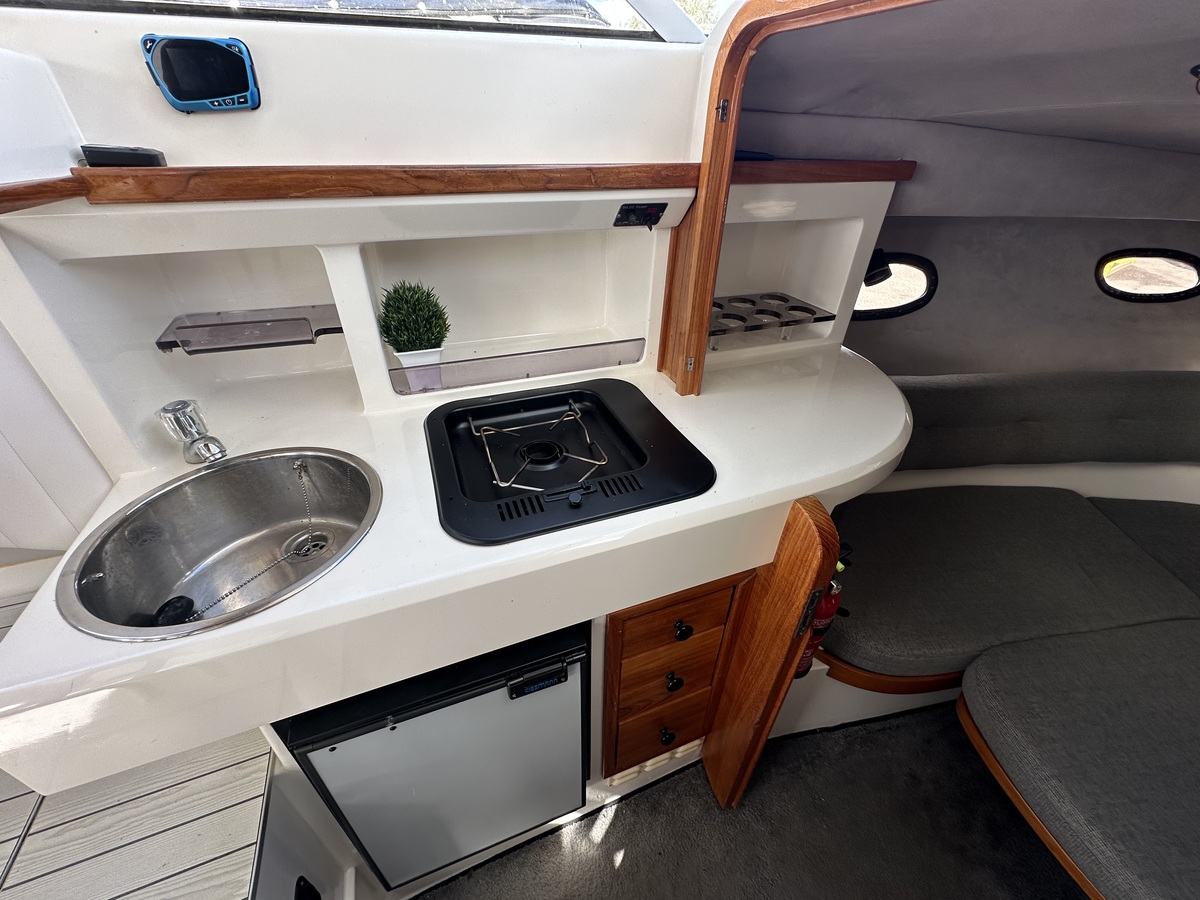 foto: 12 Nidelv 750 HT