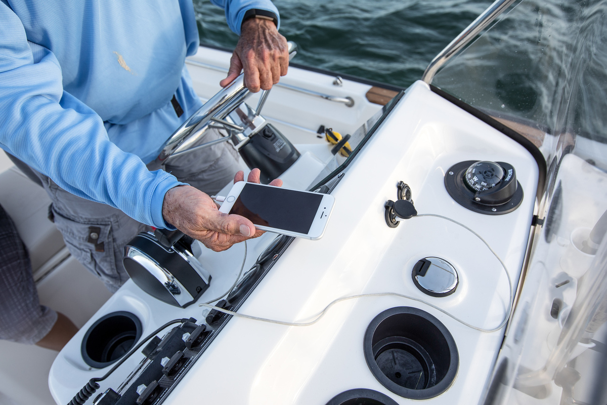 foto: 8 Boston Whaler 170 Montauk