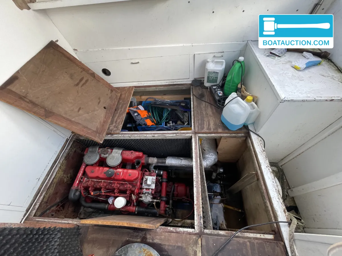 foto: 6 Motorboat 900