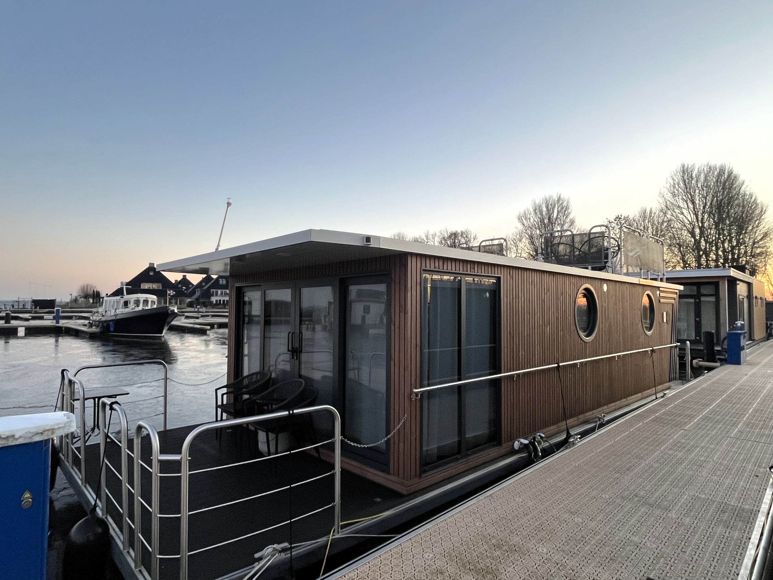 foto: 40 Nordic Season Met Ligplaats NS 40 Eco 36m2 Houseboat