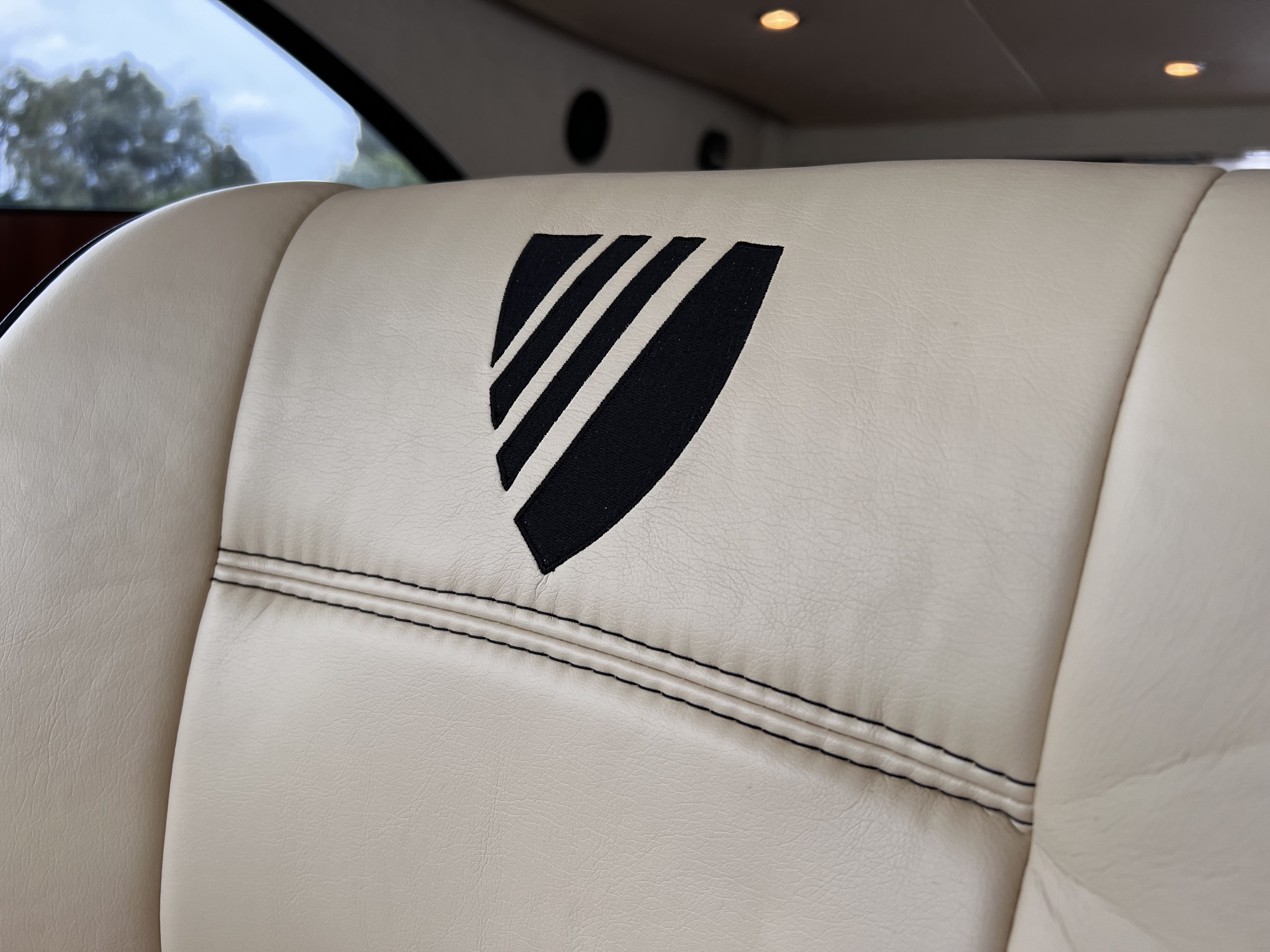 foto: 24 Fairline Phantom 46