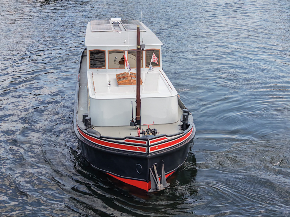 foto: 27 Luxe Motor 16.20 Deckhouse