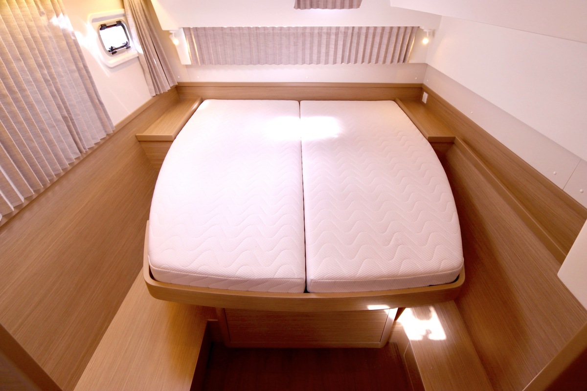 foto: 78 Lagoon 42 Full specs