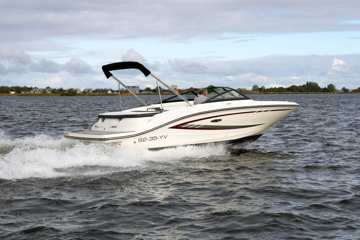 foto: 25 Sea Ray 19 SPX