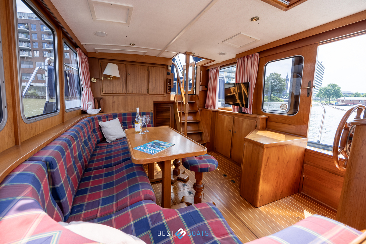 foto: 25 Linssen Classic Sturdy 400 AC Twin