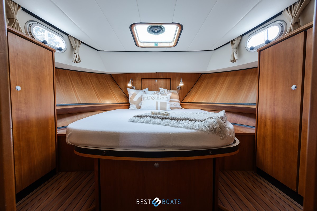 foto: 29 Linssen Grand Sturdy 34.9 AC
