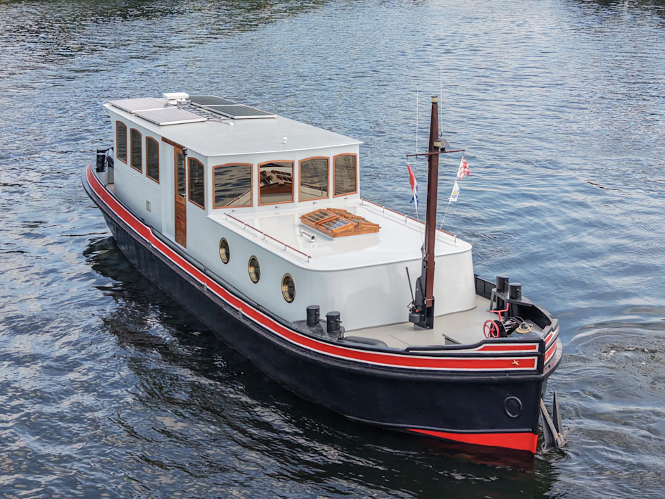 foto: 28 Luxe Motor 16.20 Deckhouse