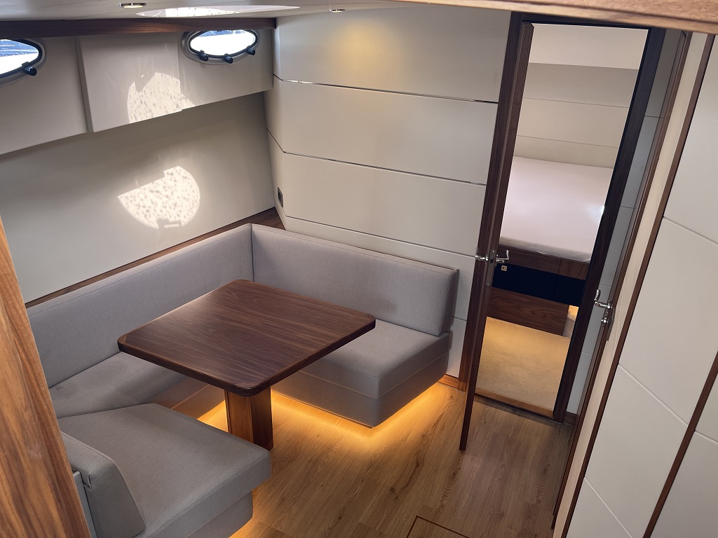 foto: 16 Van der Heijden 13.50 Cruiser