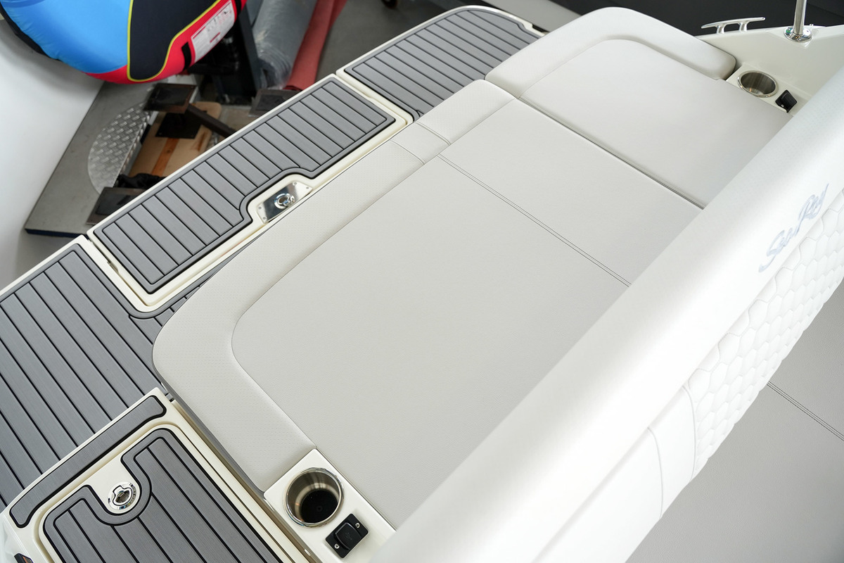 foto: 97 Sea Ray SDX 250