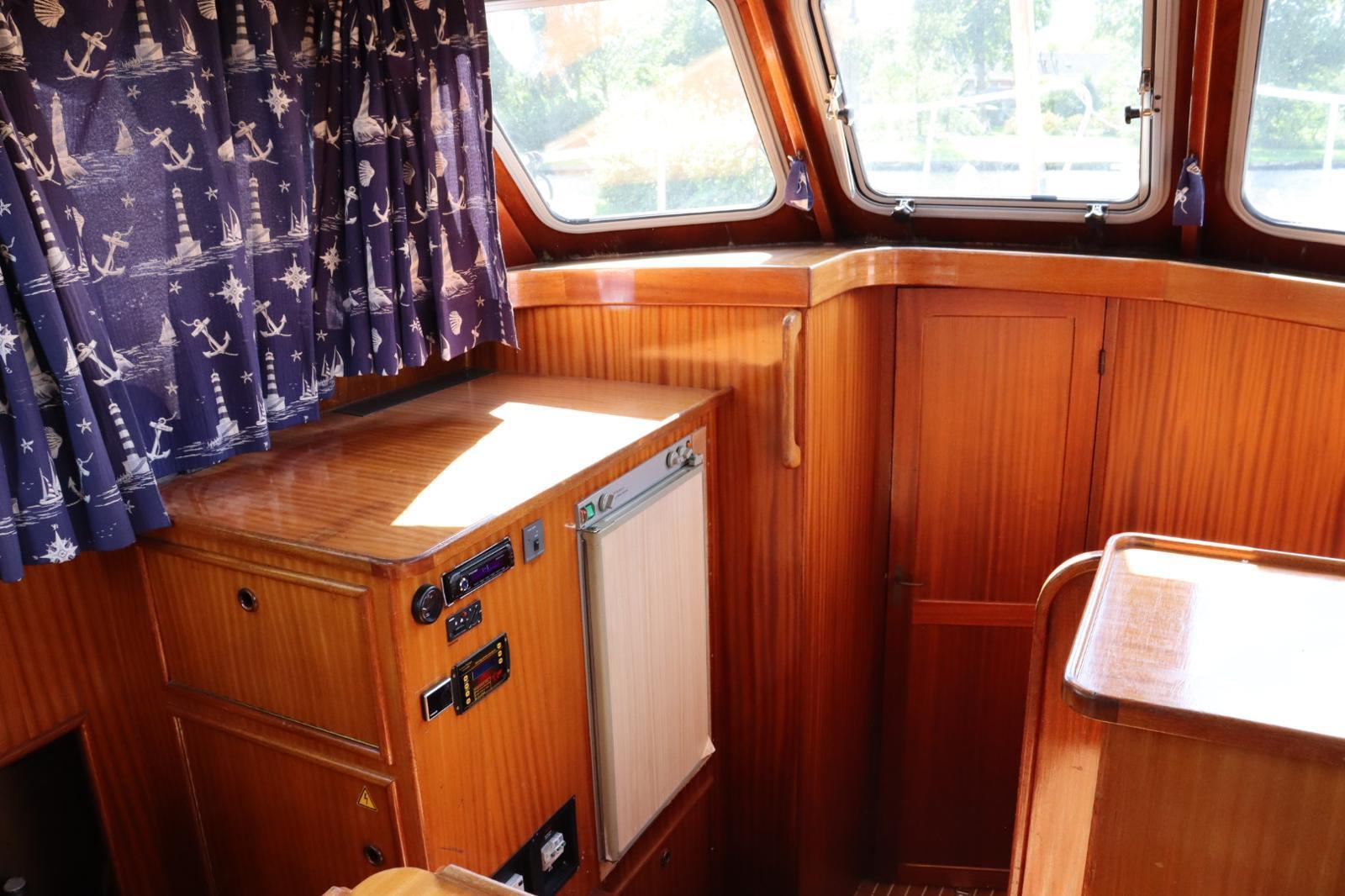 foto: 18 Ankertrawler 1140 AK